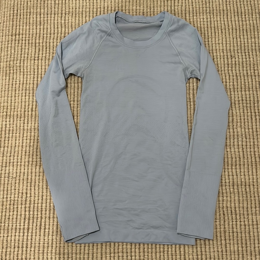 Lululemon long sleeve swiftly tech size 0